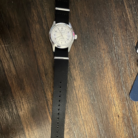 Hamilton Khaki Field Automatic Silver Dial Men’s Watch & 29 NATO/Zulu Straps - Picture 12 of 17